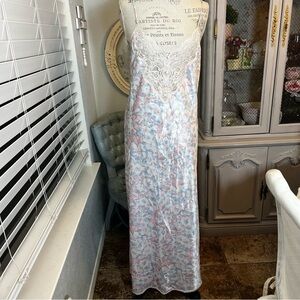 Indulgence vintage Floral Lace Trim Nightgown slip medium